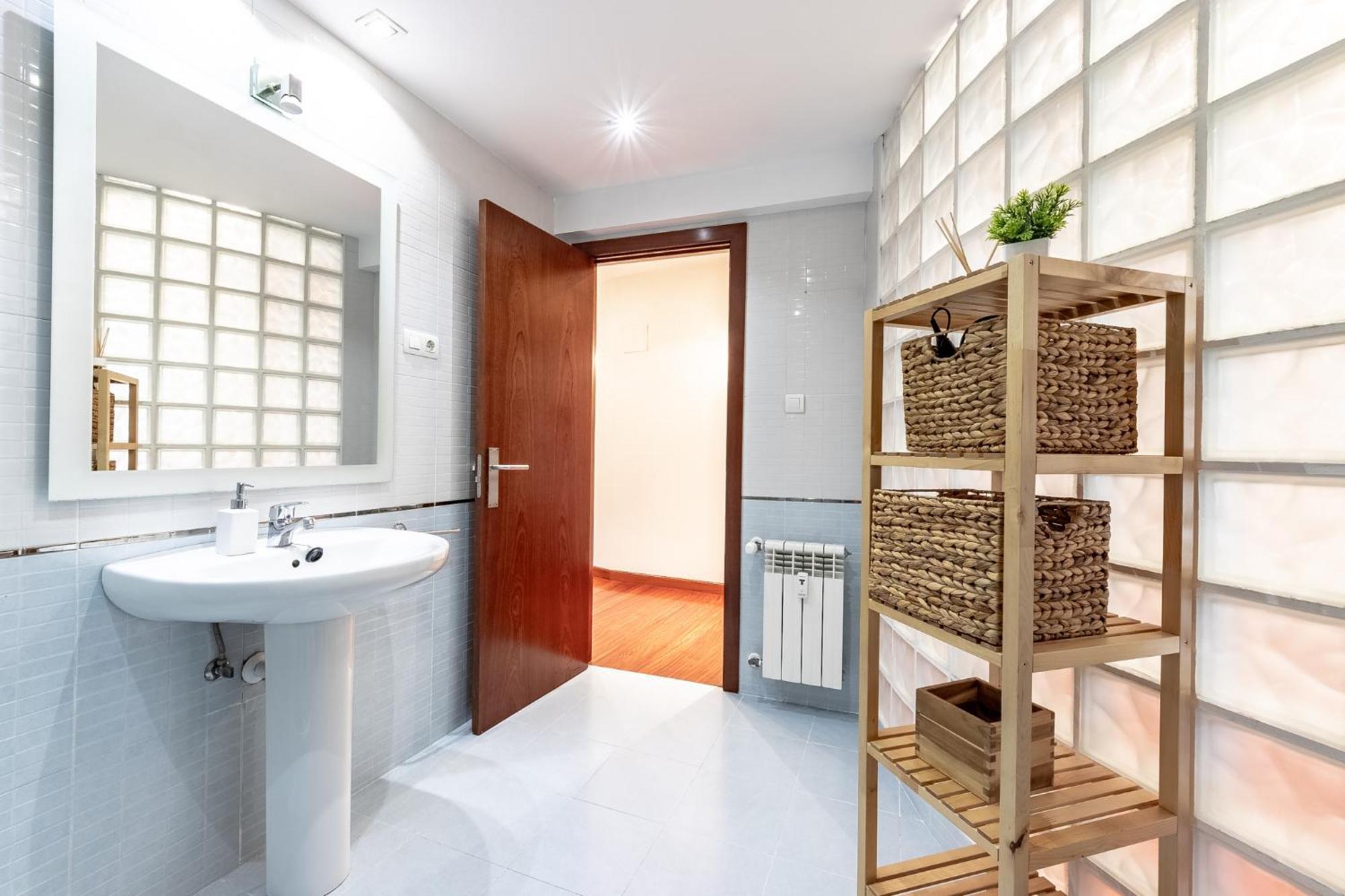 Amplio Y Acogedor Junto A Plaza Zabalburu Appartamento Bilbao